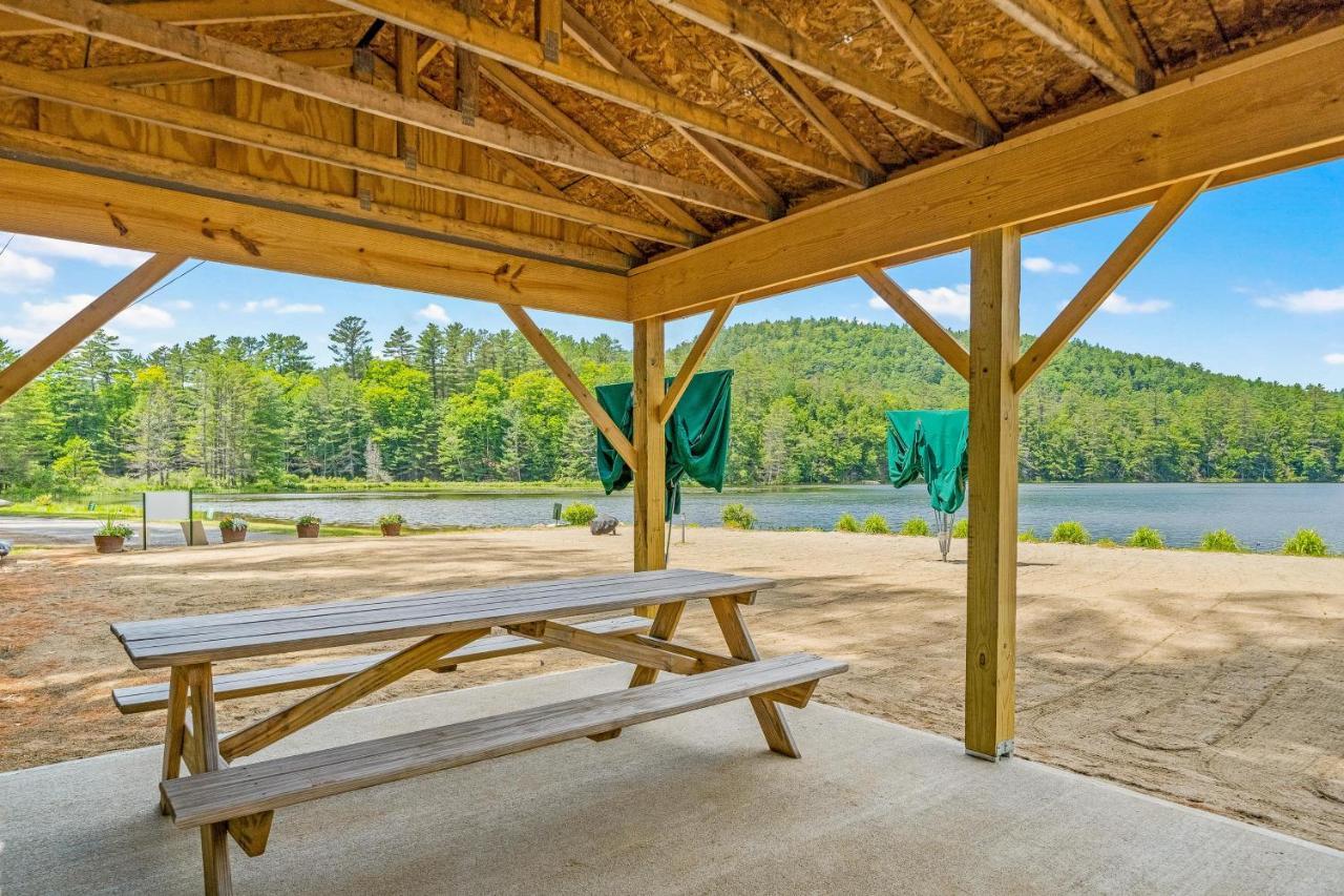 Cozy Condo By Tripp Lake Warrensburg Exteriör bild